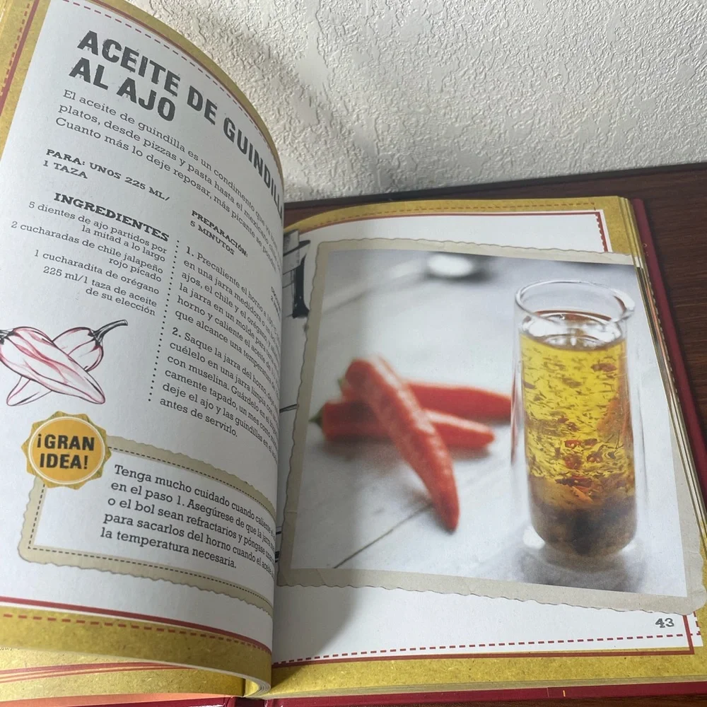 Salsas‎ picantes para valientes Spanish hot spicy recipe hardcover book Hispanic